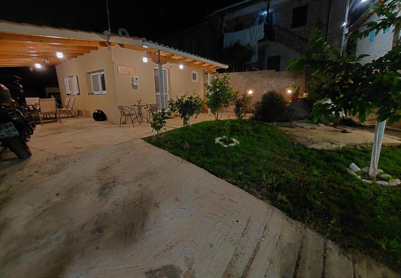 Guest House Tsanes Pinakokhorion المظهر الخارجي الصورة